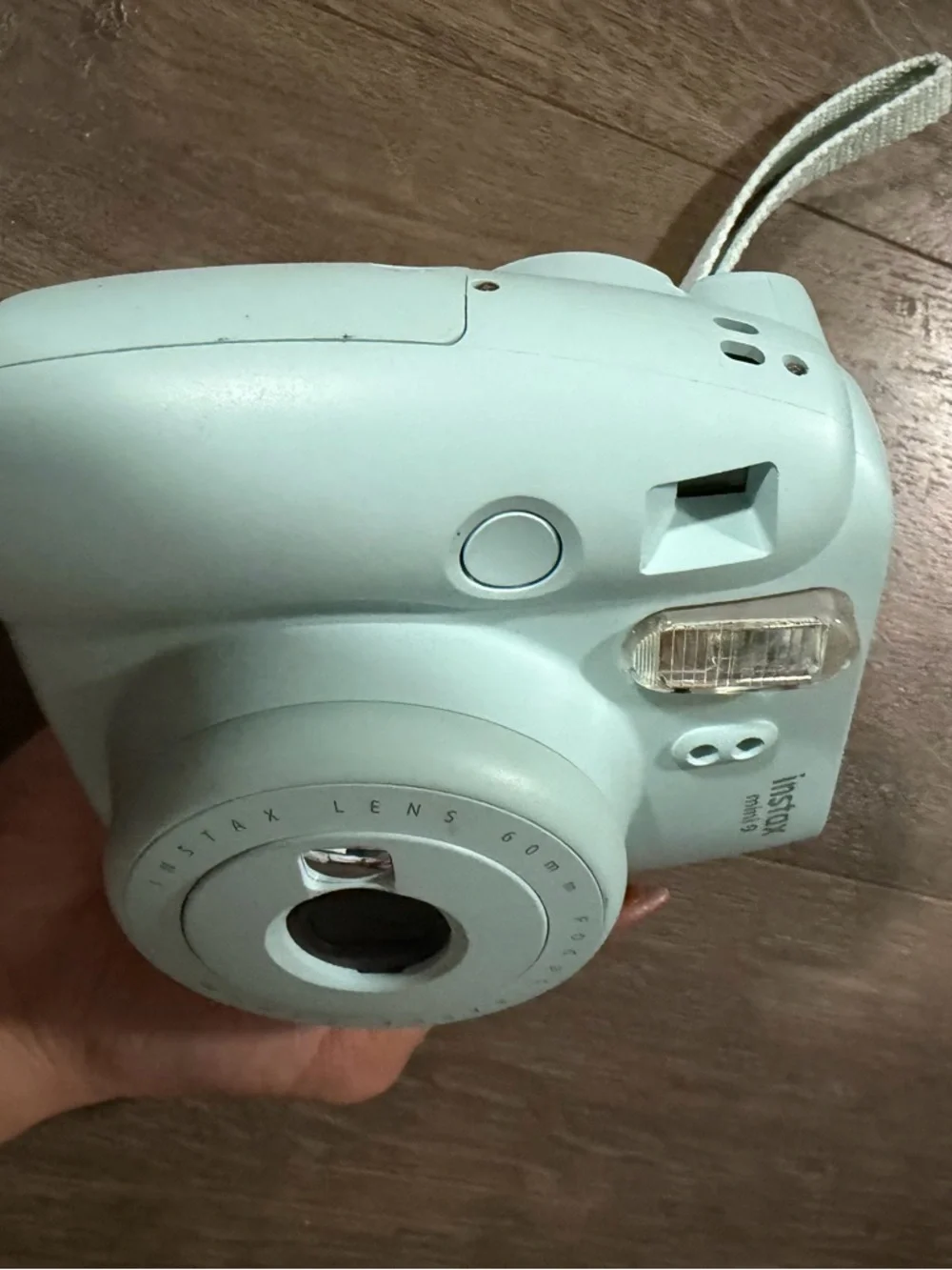 Fujifilm Mint Green Instant Film Camera INCLUDING film (DOESNT TUN ON)